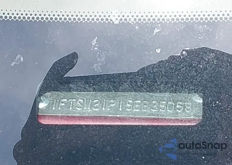 2005 Ford F-250 Lariat/Xl/Xlt z USA, uszkodzony, nr VIN 1FTSW21P15EB35058